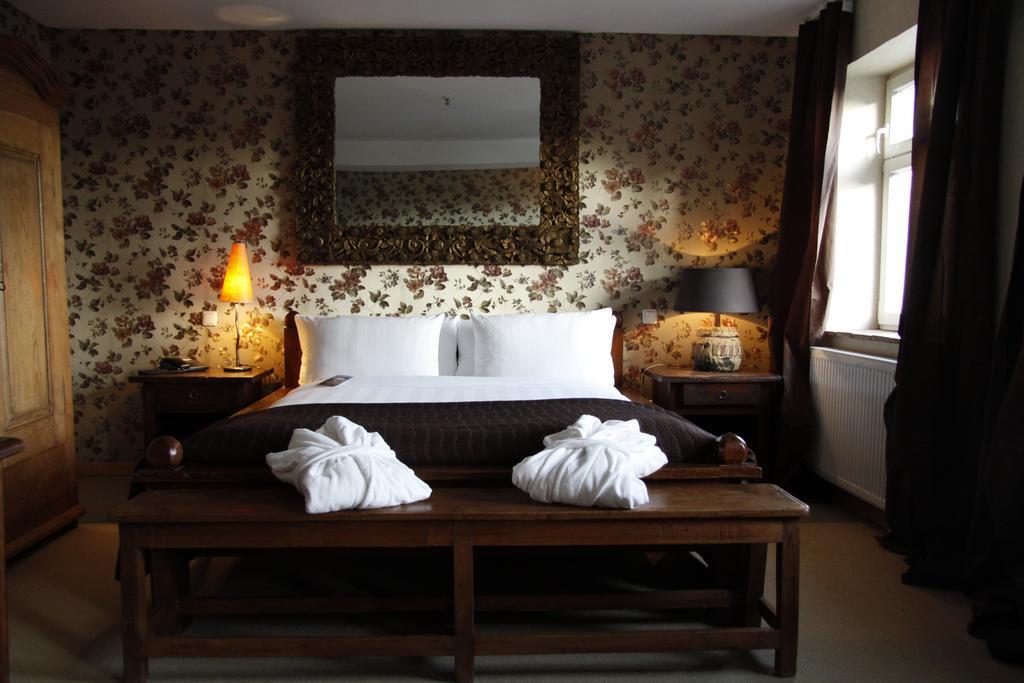 Zur Ewigen Lampe Romantisches Landhotel & Restaurant Nideggen Szoba fotó
